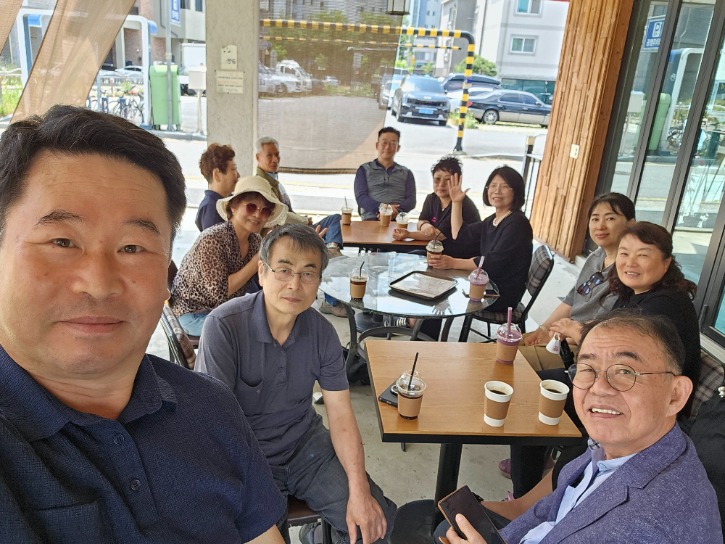 25.6.3.현충원추모행사-8.jpg