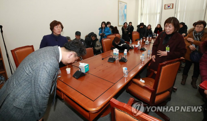 17.12.13. 이철희의원.jpg